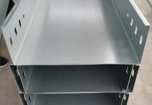 定西生产电缆桥架，哪些设备是关键？